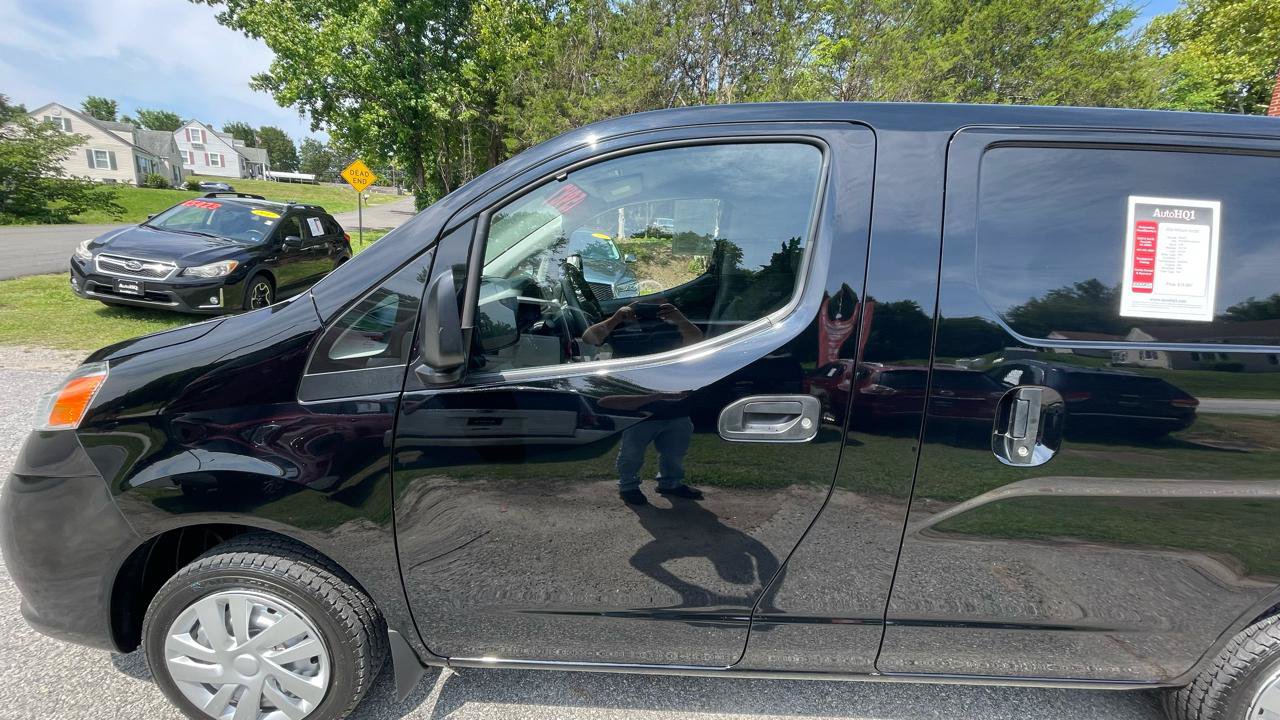 Used 2020 Nissan NV200 S FWD image 3