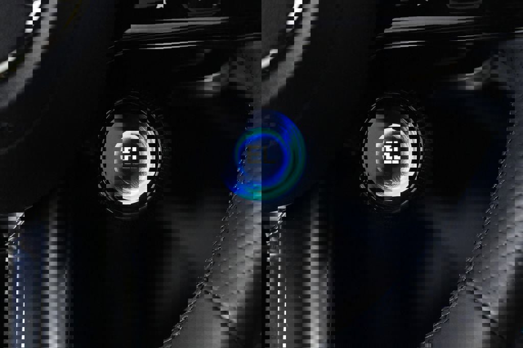 Used 2025 Mercedes-Benz E 53 AMG e 4MATIC Sedan image 21