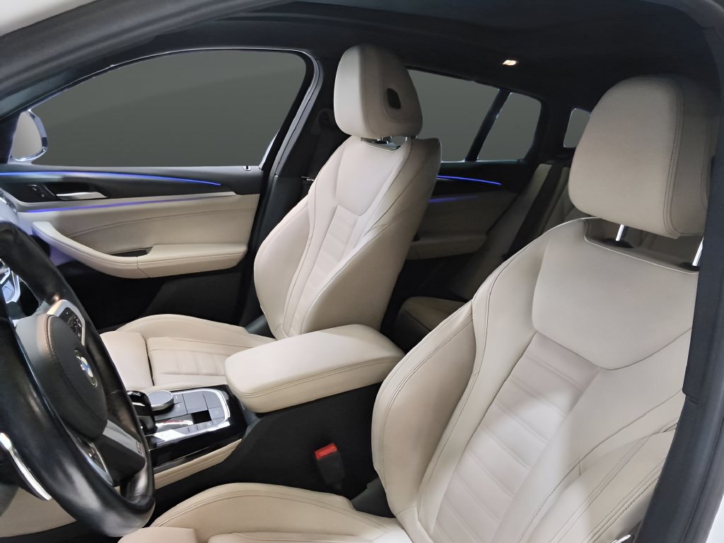 Used 2023 BMW X4 xDrive30i AWD/4WD image 11