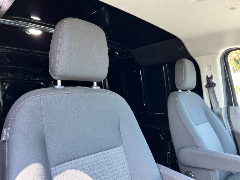Used 2021 Ford Transit 150 Low Roof image 10