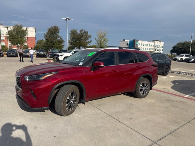 Used 2026 Toyota Highlander XLE AWD/4WD image 6