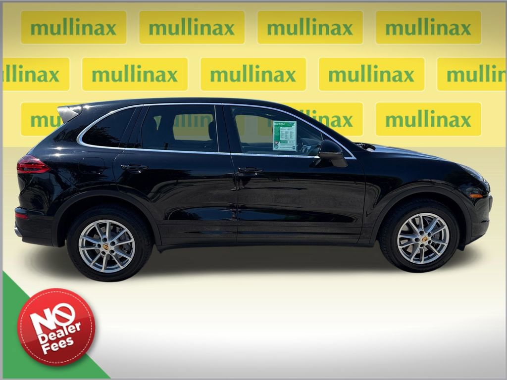 Used 2016 Porsche Cayenne AWD/4WD image 2
