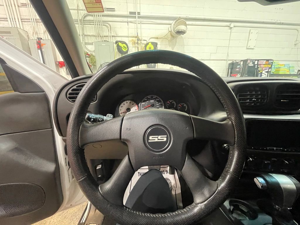 Used 2008 Chevrolet TrailBlazer SS w/ Sun And Sound Package image 14