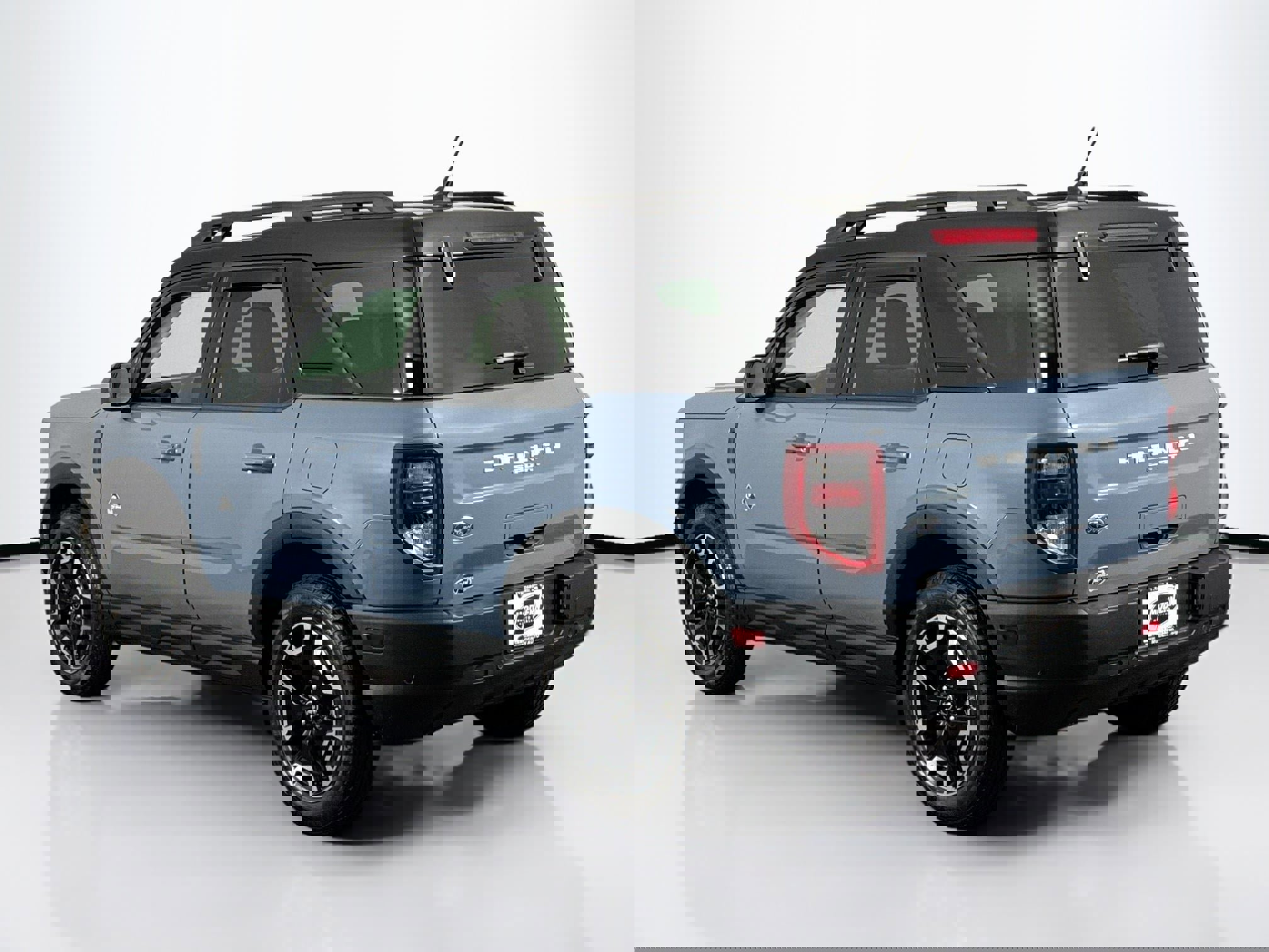 Used 2024 Ford Bronco Sport Outer Banks image 9