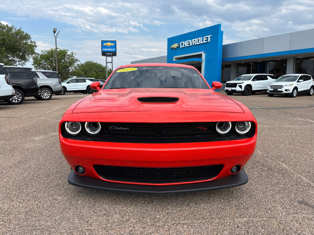 Used 2023 Dodge Challenger R/T Scat Pack RWD image 3
