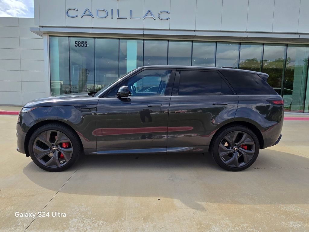Used 2024 Land Rover Range Rover Sport Dynamic SE image 2
