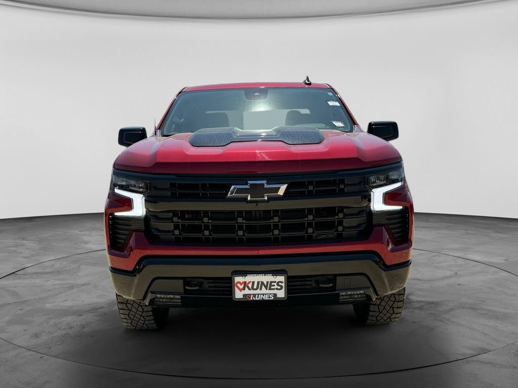 Used 2024 Chevrolet Silverado 1500 LT Trail Boss w/ Convenience Package II AWD/4WD image 3