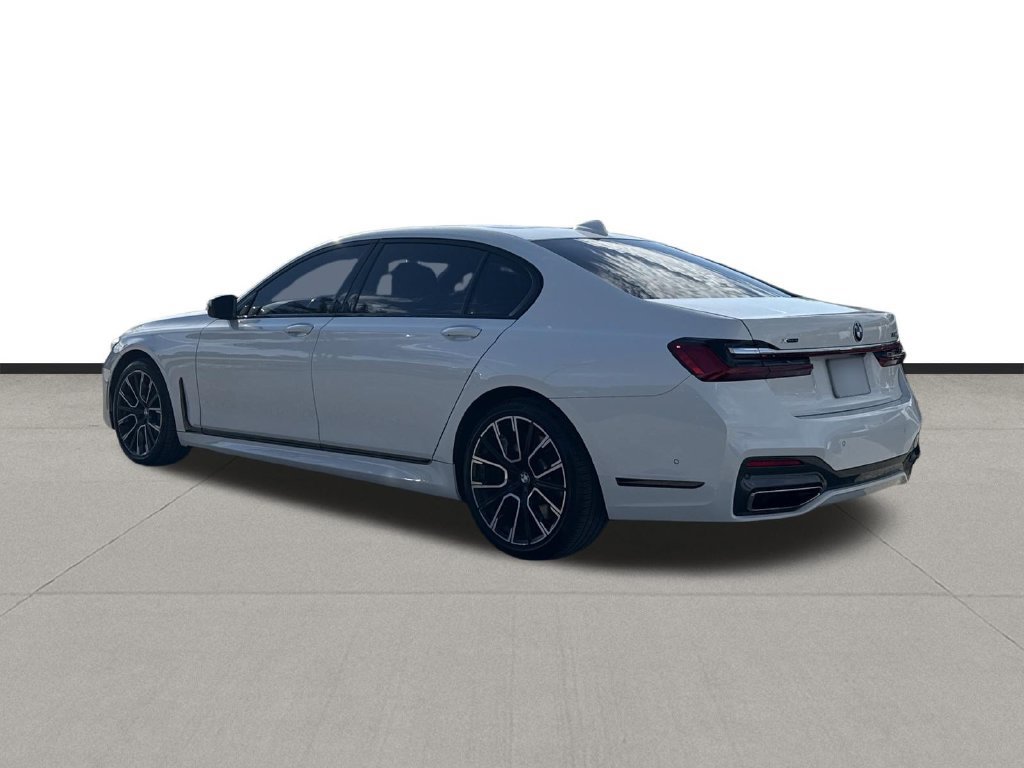 Used 2022 BMW 750i xDrive w/ M Sport Package AWD/4WD image 7