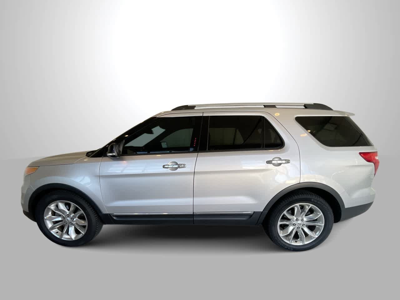 Used 2013 Ford Explorer XLT FWD image 5