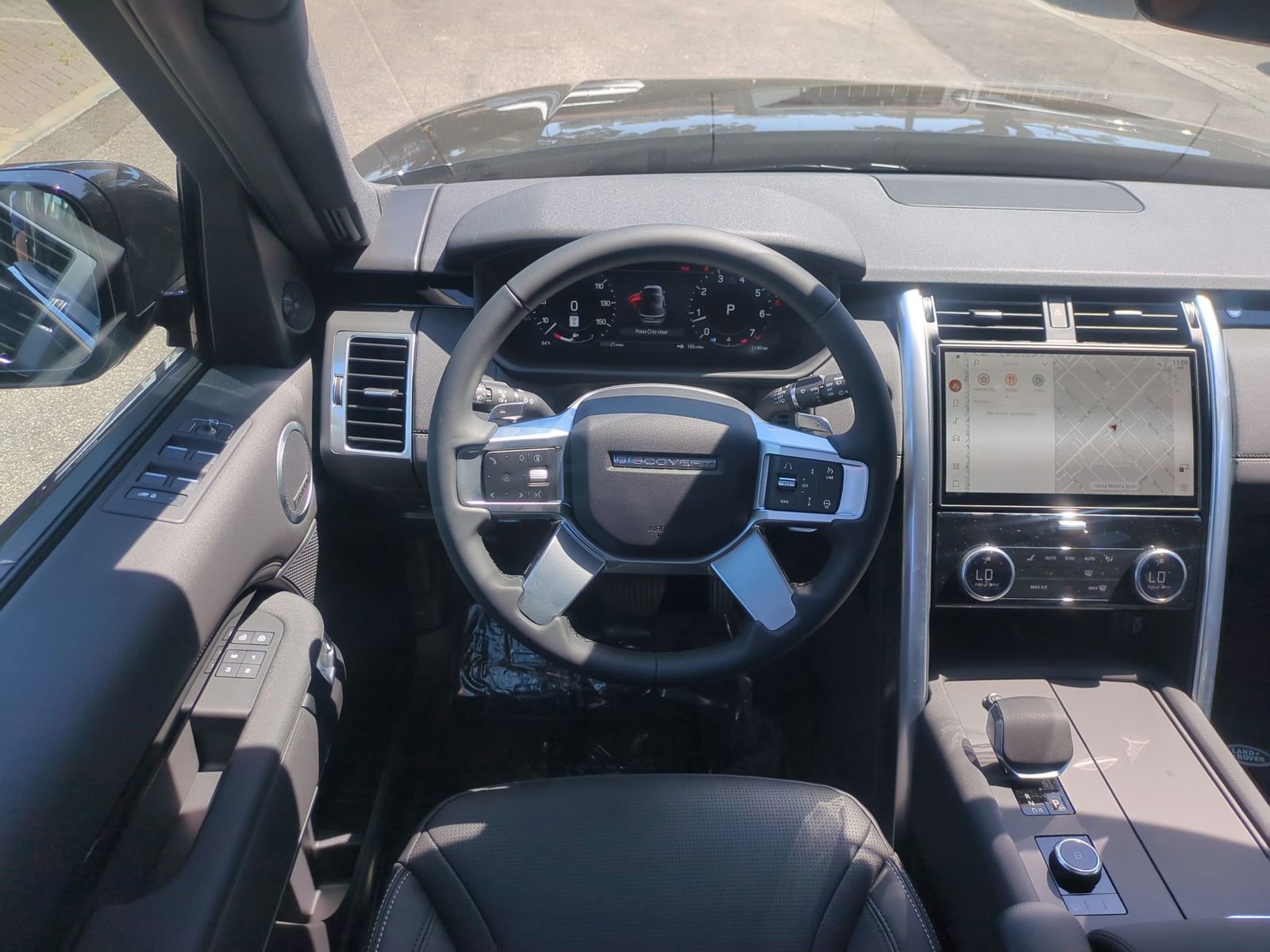 New 2026 Land Rover Discovery S AWD/4WD image 27