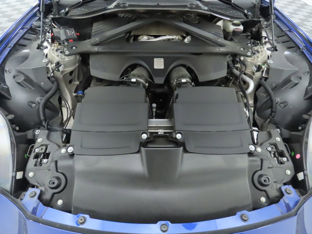 Used 2025 Aston Martin V8 Vantage Coupe image 26