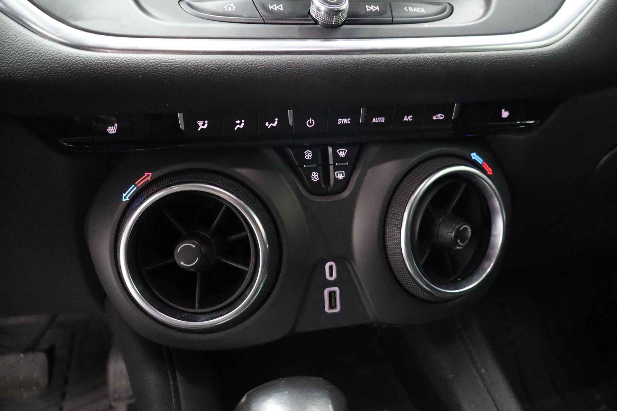 Used 2021 Chevrolet Blazer LT w/ Sound & Technology Package image 21