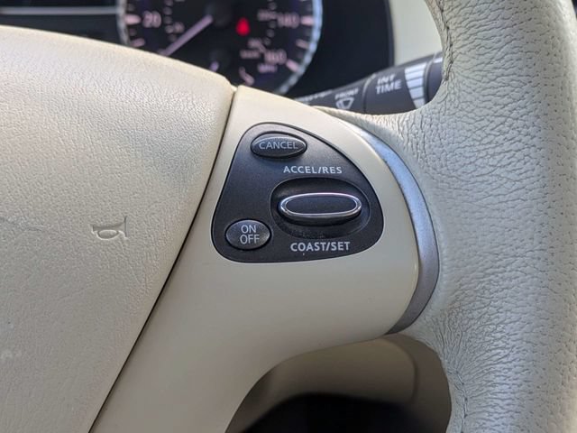 Used 2013 INFINITI JX35 AWD w/ Premium Pkg image 30