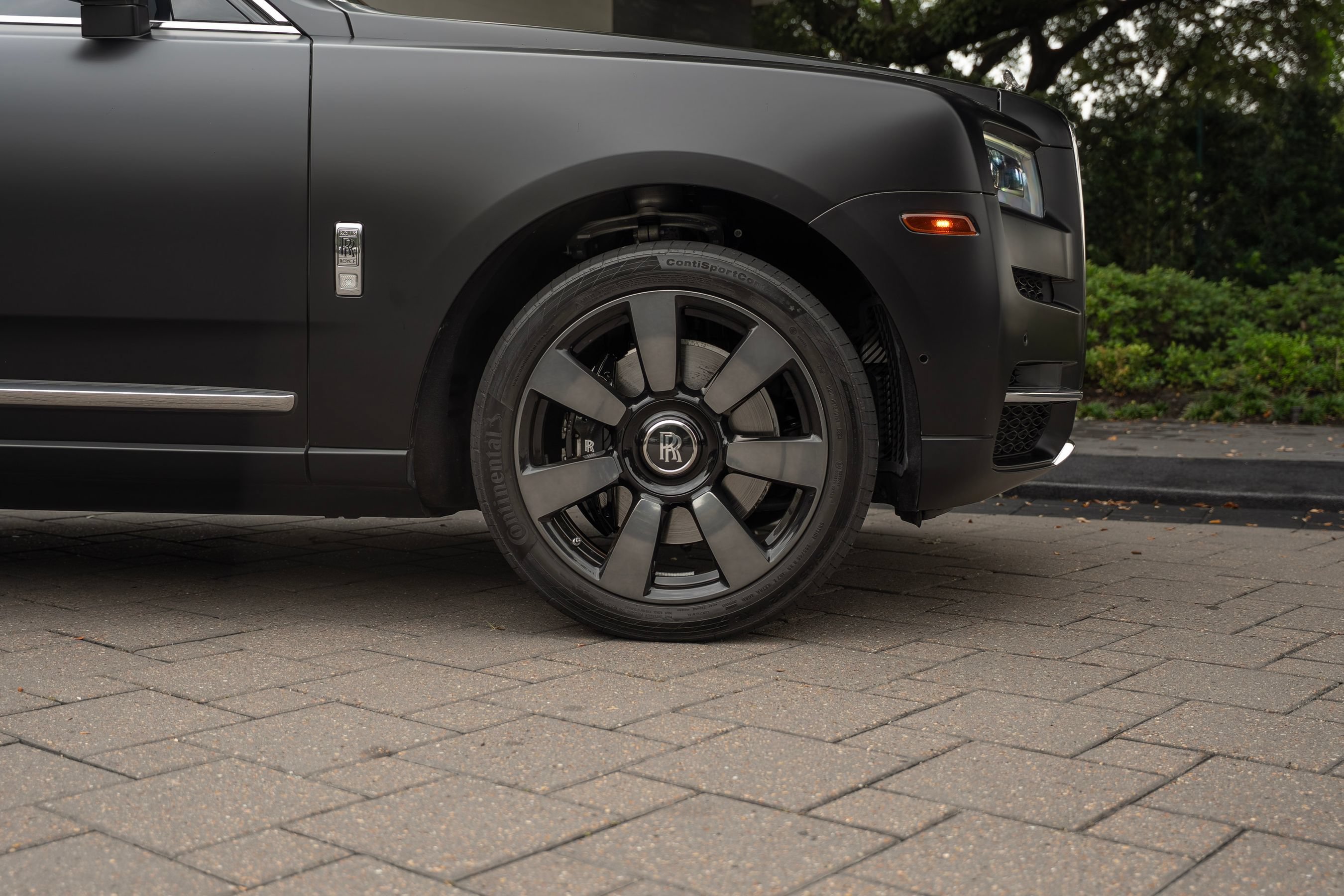 Certified 2023 Rolls-Royce Cullinan AWD/4WD image 6
