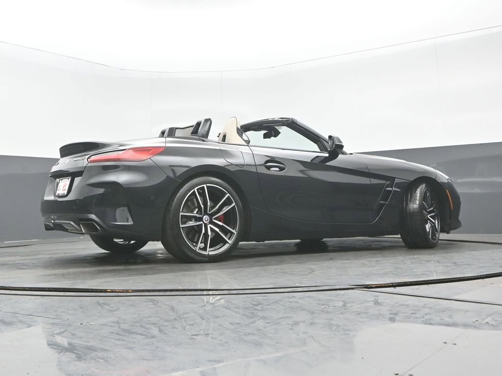 Used 2023 BMW Z4 M40i w/ Premium Package RWD image 30