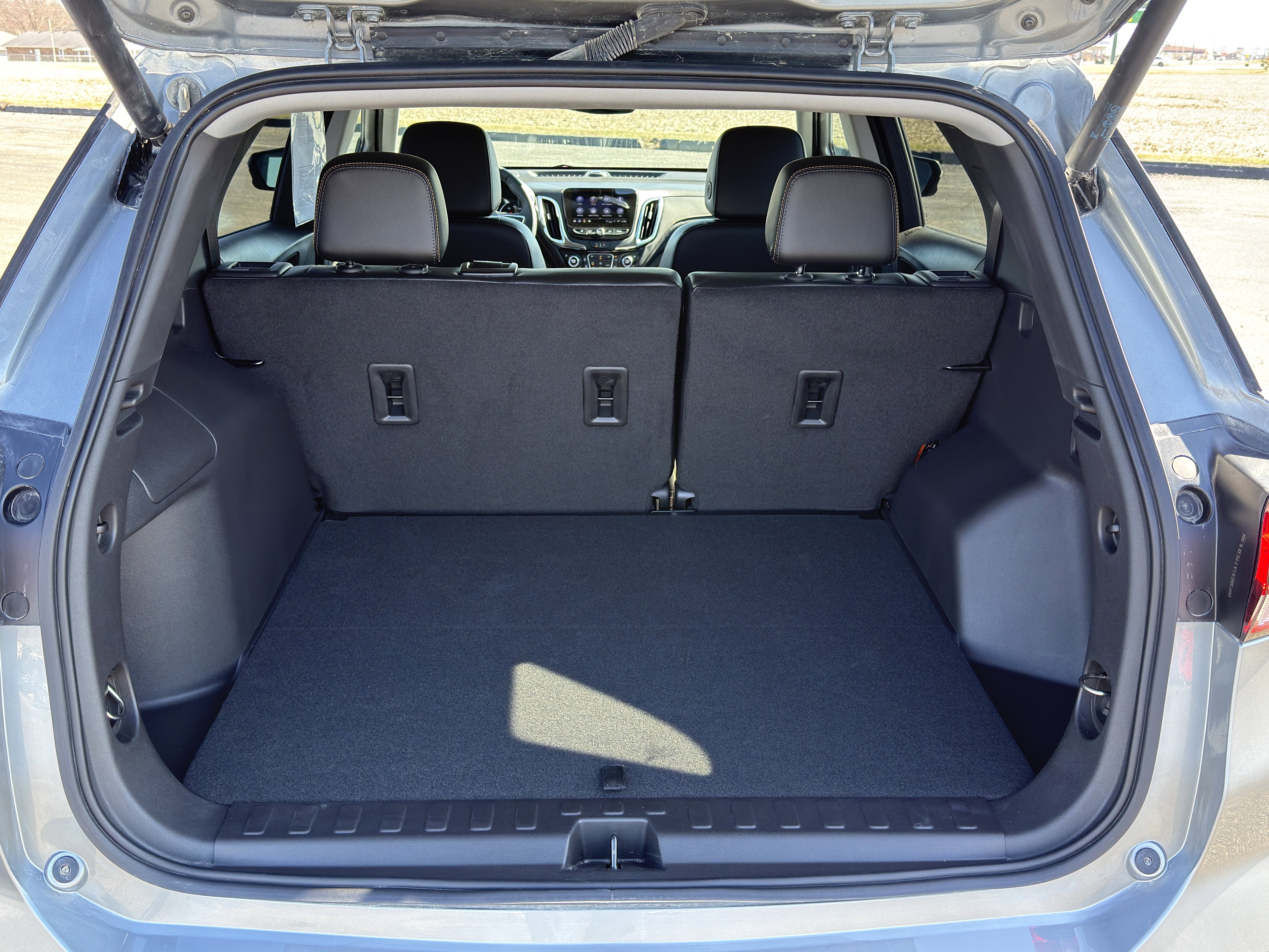 Used 2024 Chevrolet Equinox Premier image 15