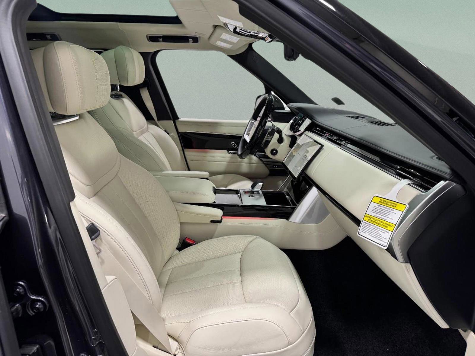 New 2026 Land Rover Range Rover Autobiography image 18