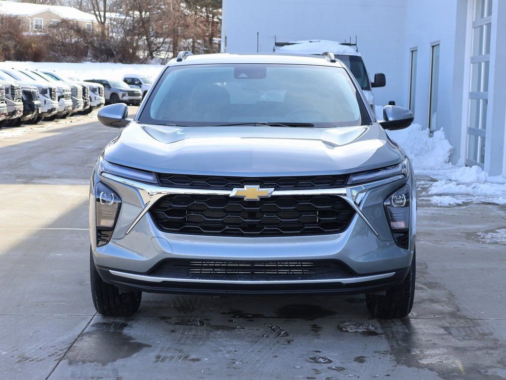 New 2026 Chevrolet Trax LT w/ Driver Confidence Package image 5