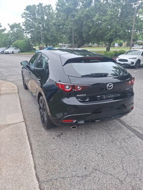 Used 2024 MAZDA MAZDA3 s FWD image 6