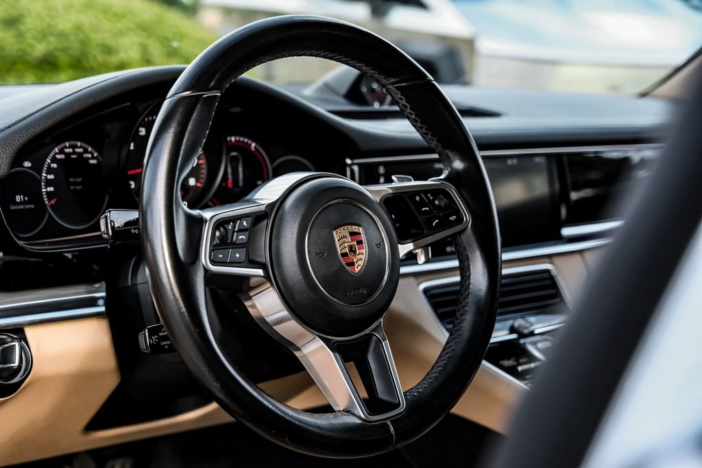 Used 2018 Porsche Panamera 4 AWD/4WD image 15