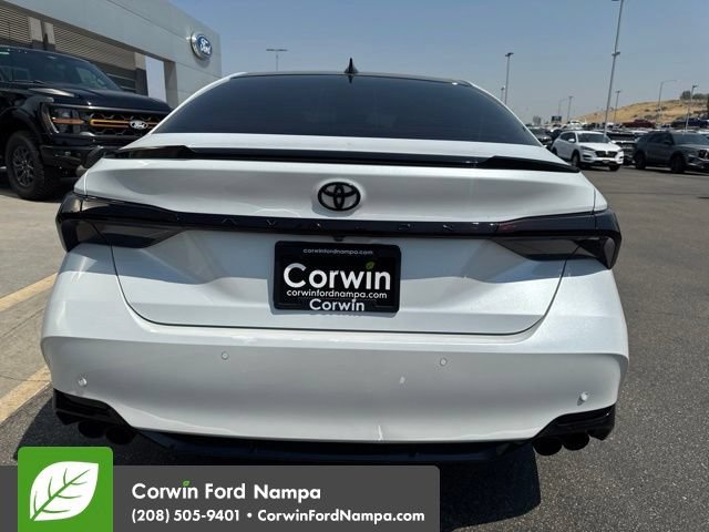 Used 2019 Toyota Avalon Touring w/ Advanced Safety Package FWD image 5
