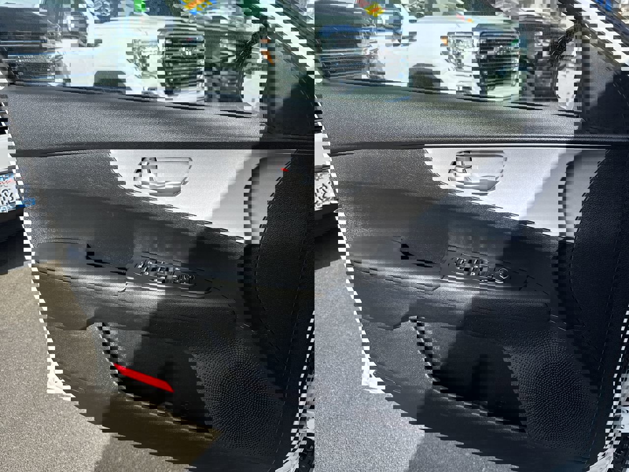 Used 2024 Kia Forte LXS image 18