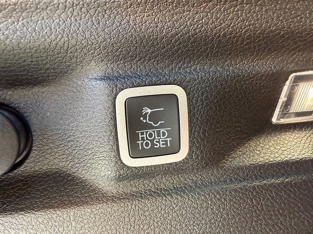 New 2025 Jeep Grand Cherokee L Limited image 21