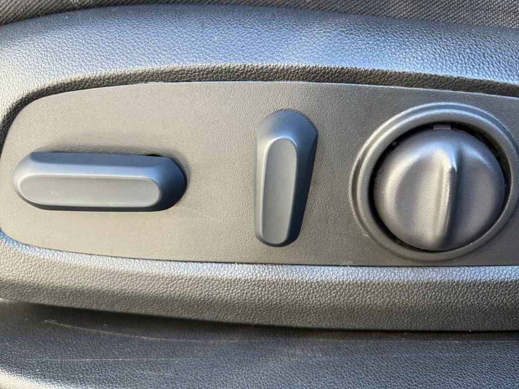 Used 2022 Chevrolet Equinox LT image 13