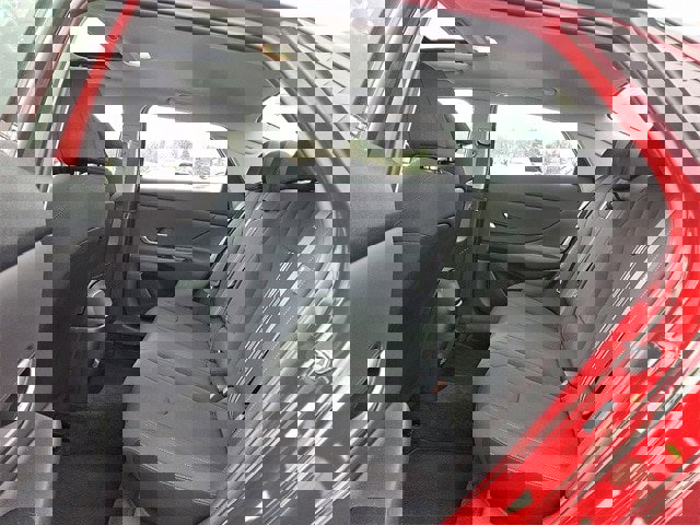 Certified 2024 Hyundai Elantra SEL w/ Convenience Package image 10