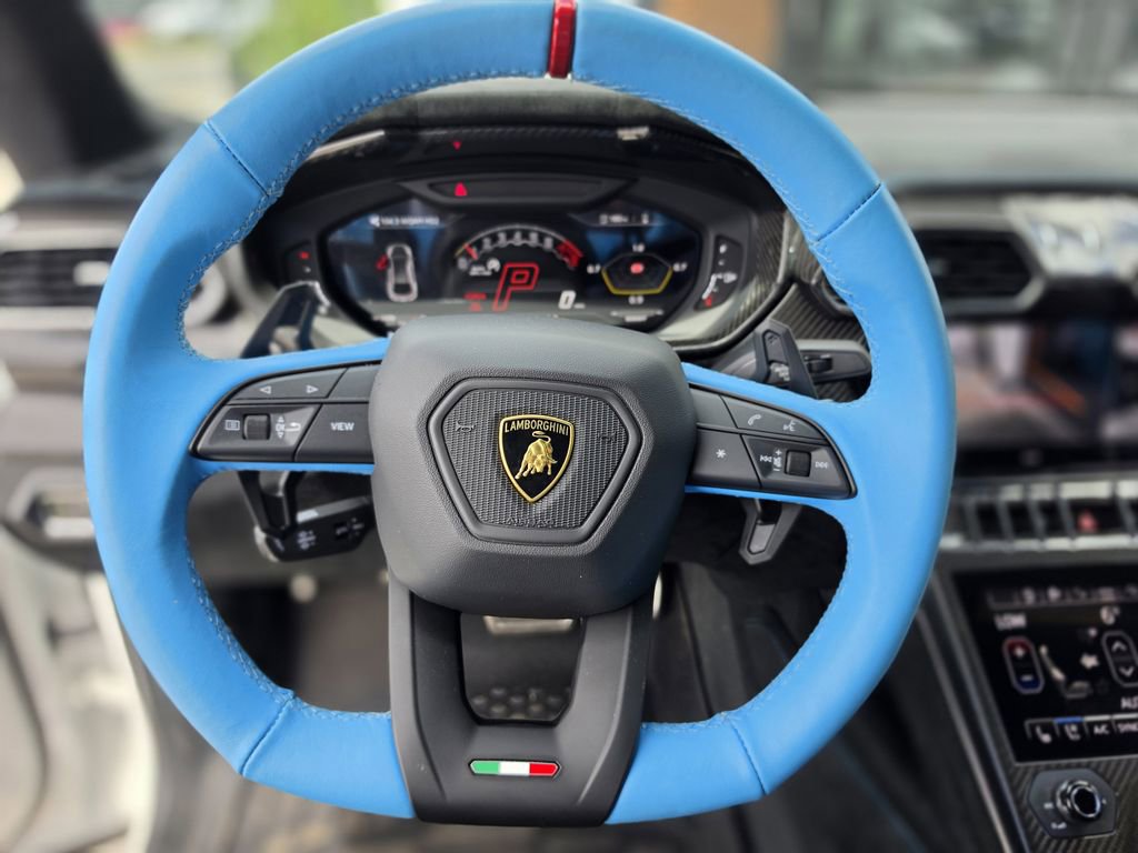 Used 2024 Lamborghini Urus Performante AWD/4WD image 22