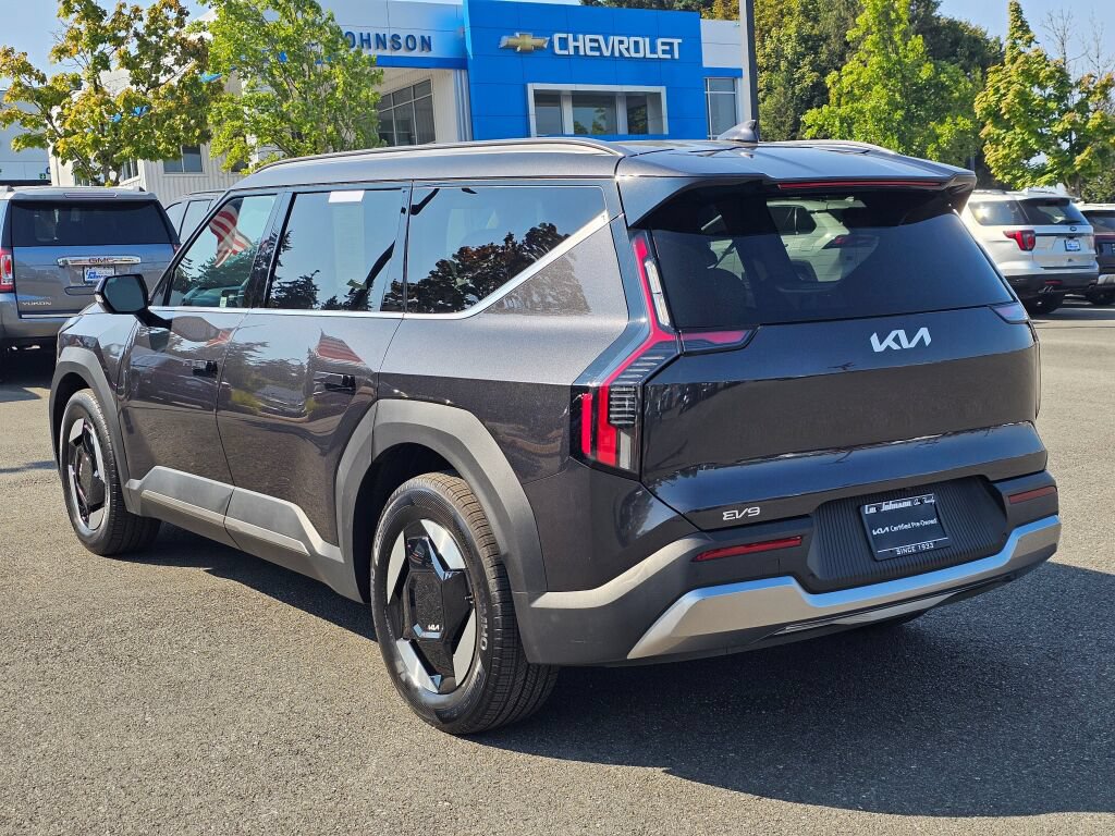 Certified 2024 Kia EV9 Wind AWD/4WD image 7