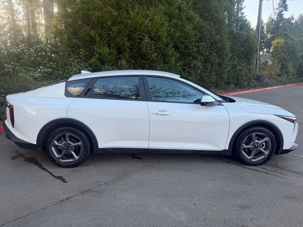 Certified 2025 Kia K4 LXS image 2