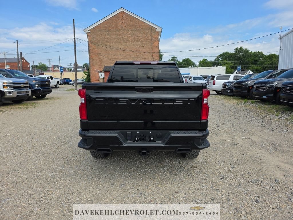 Used 2025 Chevrolet Silverado 1500 LT Trail Boss w/ LT Trail Boss Premium Package AWD/4WD image 5