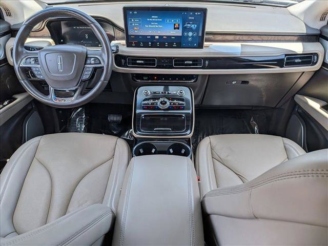 Used 2022 Lincoln Nautilus Reserve AWD/4WD image 19