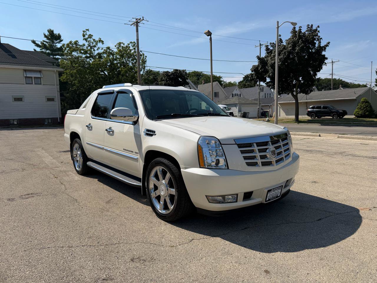 Used 2011 Cadillac Escalade EXT Luxury