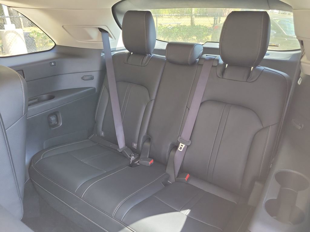 Certified 2024 MAZDA CX-90 3.3 Turbo w/ Preferred Package image 15