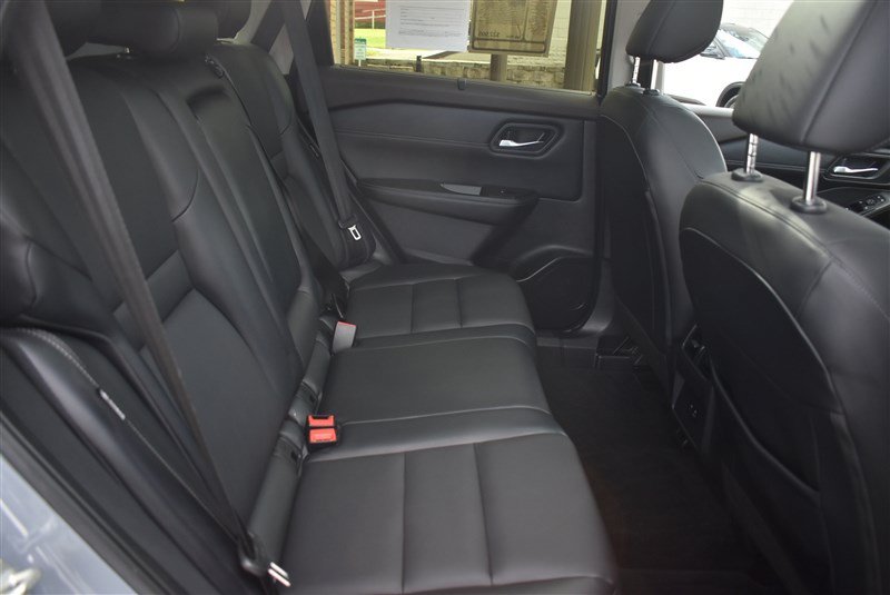 Used 2023 Nissan Rogue SV w/ SV Premium B Package AWD/4WD image 30
