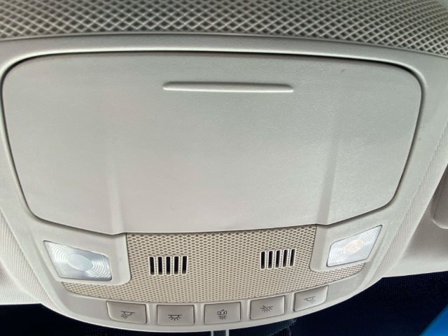 Used 2015 Ford Edge SEL w/ Equipment Group 201A FWD image 17