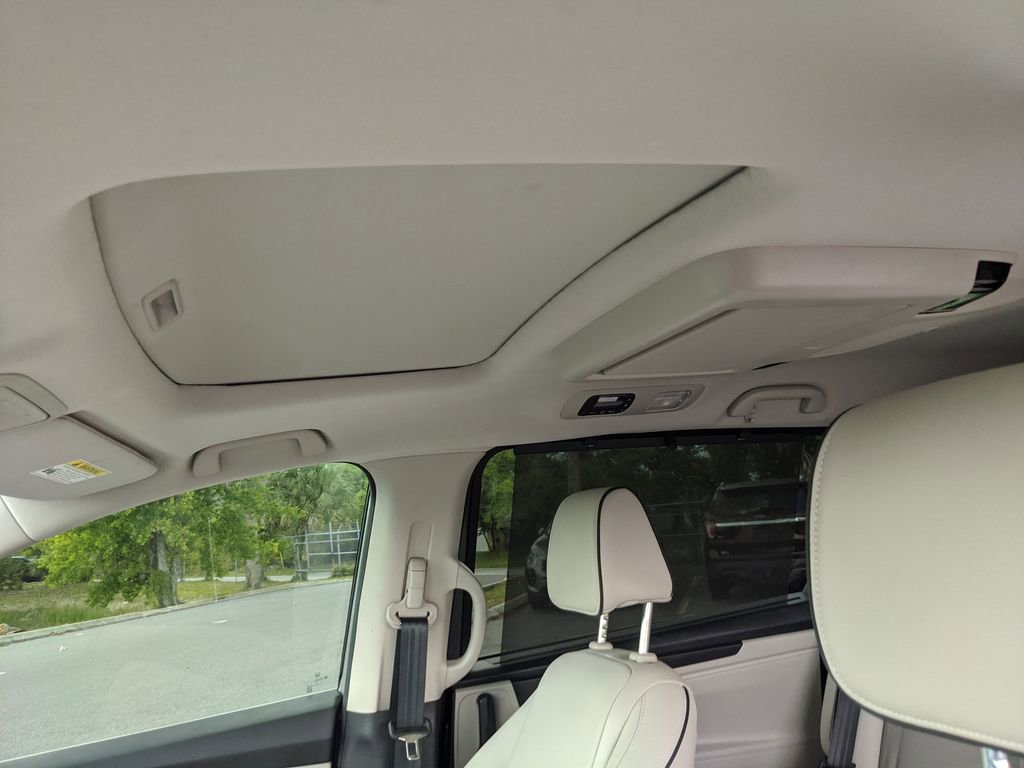 Used 2025 Honda Odyssey Touring image 19