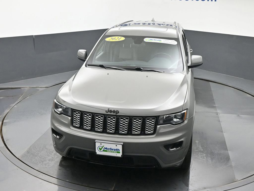Used 2021 Jeep Grand Cherokee Laredo X AWD/4WD image 23