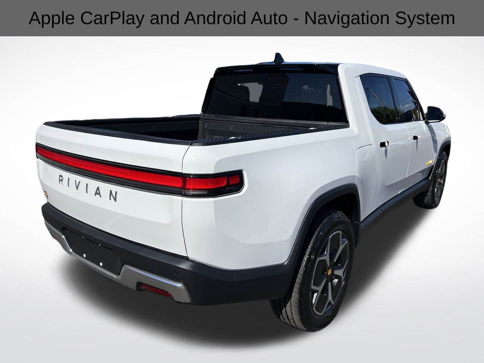 Used 2022 Rivian R1T Adventure image 9