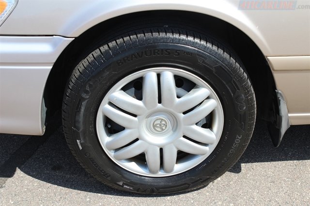 Used 2001 Toyota Camry CE FWD image 4