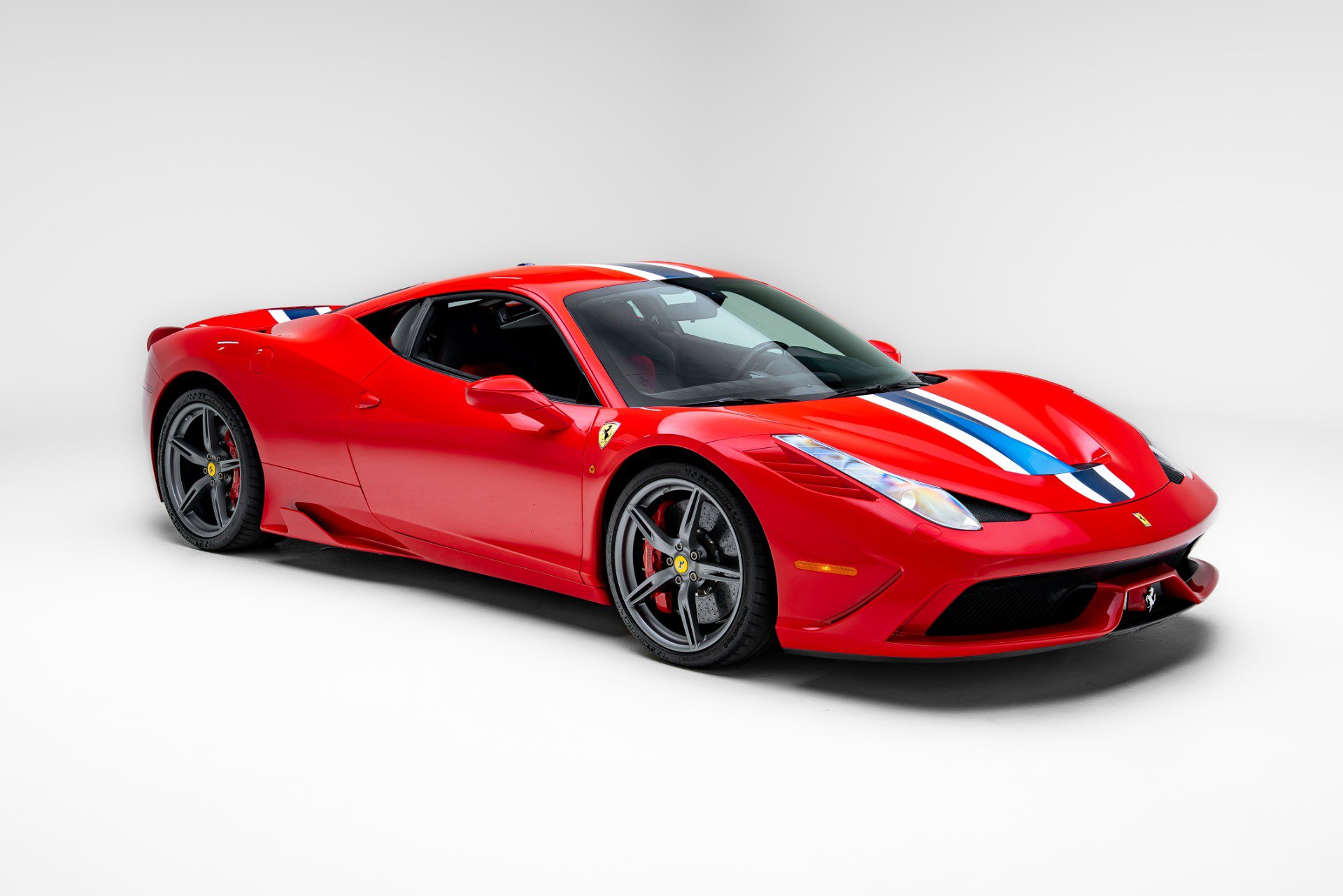 Used 2015 Ferrari 458 Speciale Coupe RWD image 9