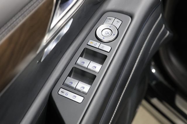 Used 2025 Genesis GV80 3.5T Advanced AWD/4WD image 20