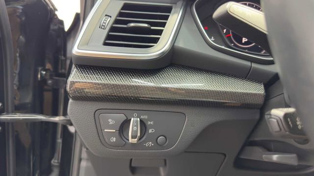 Used 2020 Audi SQ5 Premium Plus image 32