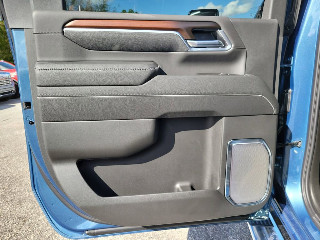 New 2026 GMC Sierra 2500 Denali w/ Denali Reserve Package image 11