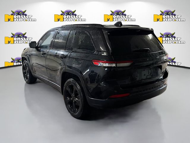 Used 2024 Jeep Grand Cherokee Limited w/ Luxury Tech Group II image 6