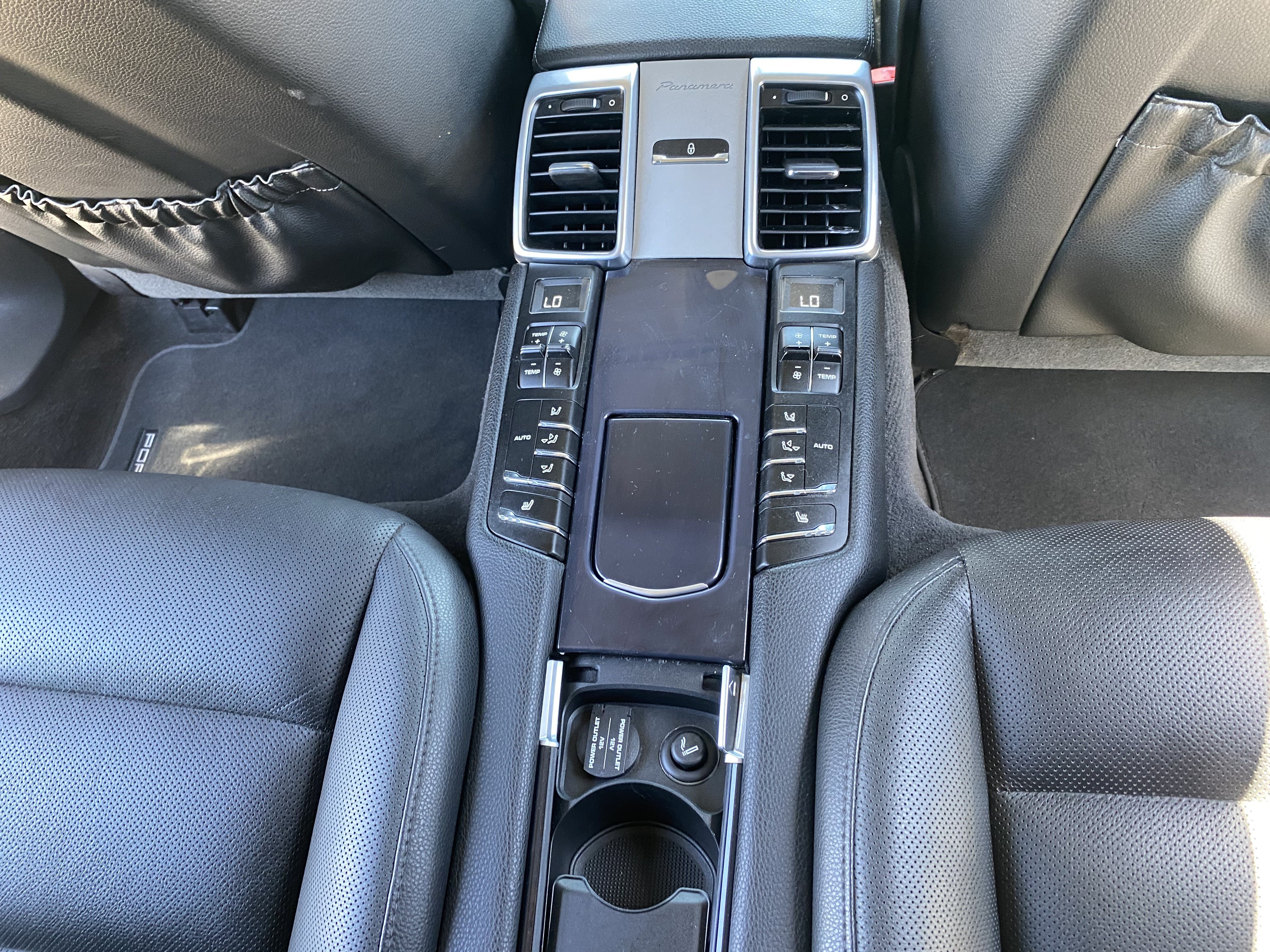 Used 2016 Porsche Panamera Edition RWD image 19