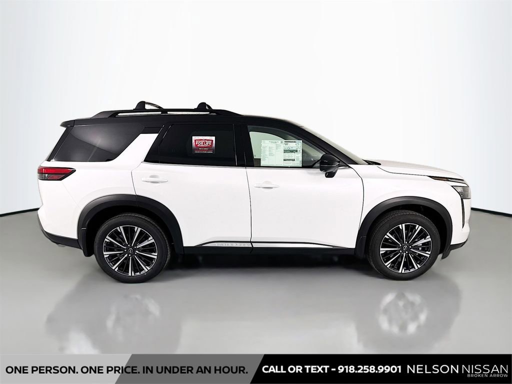 New 2026 Nissan Pathfinder Platinum image 4