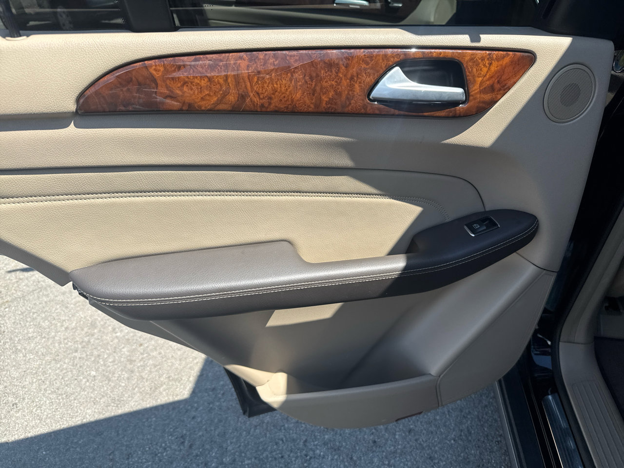 Used 2014 Mercedes-Benz ML 350 BlueTEC 4MATIC image 14